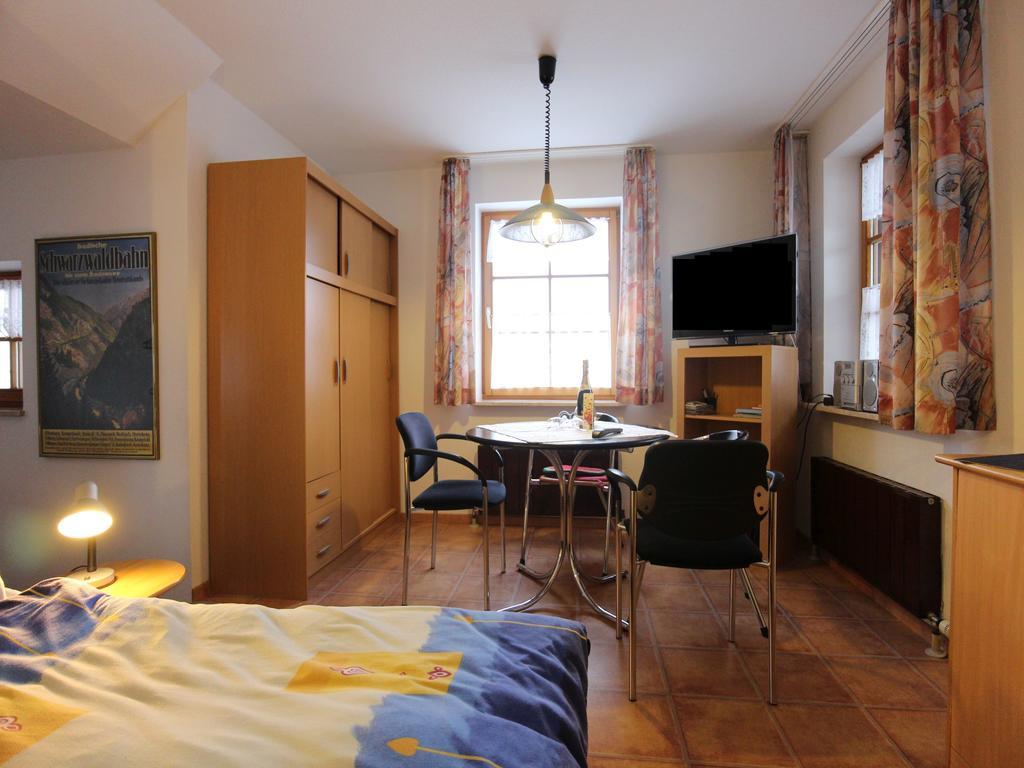 Ferienwohnung Weber 트리베르크 객실 사진